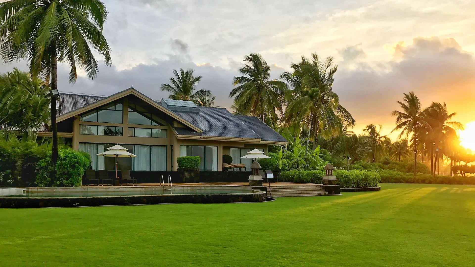 *****  Hilton Sanya Yalong Bay Resort & Spa Китай