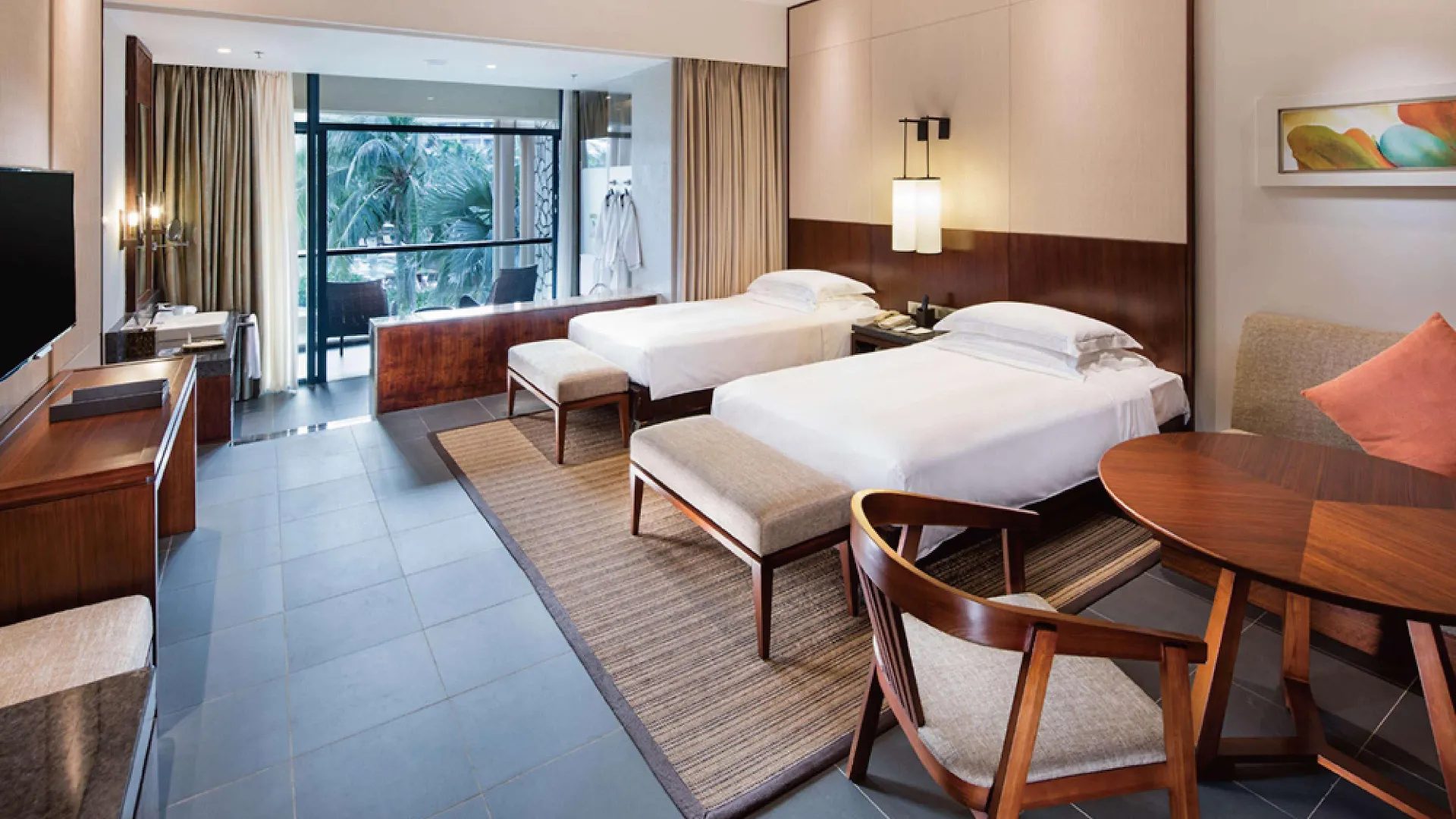 Hilton Sanya Yalong Bay Resort & Spa 5*,