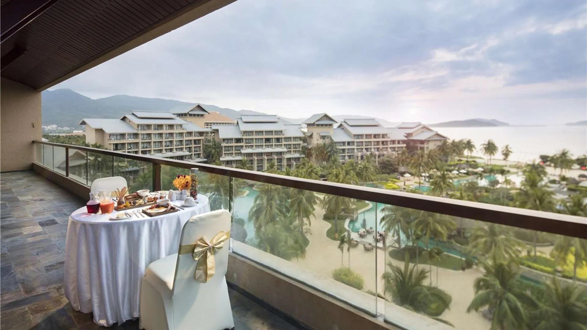 Hilton Sanya Yalong Bay Resort & Spa Китай