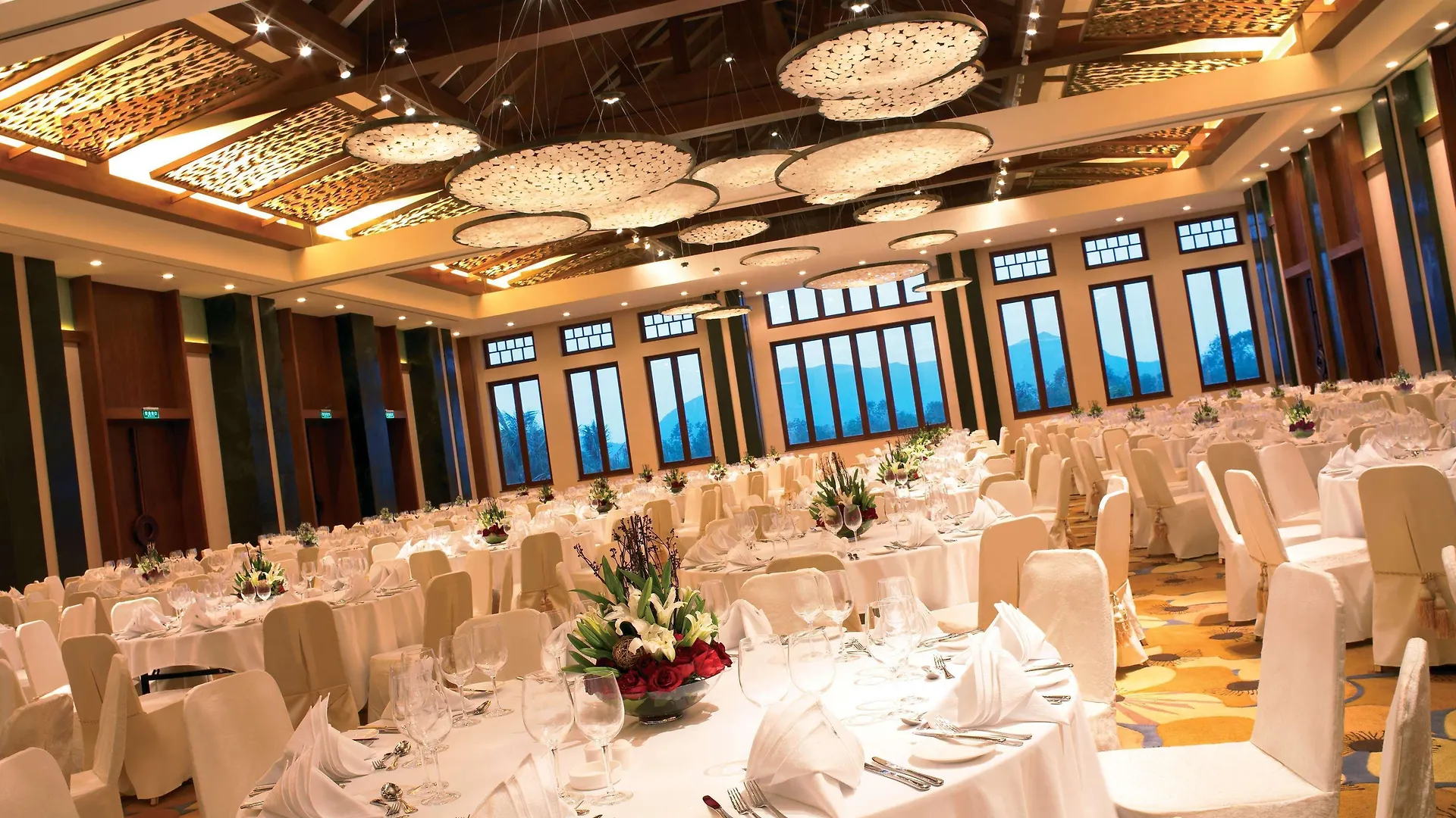Hilton Sanya Yalong Bay Resort & Spa