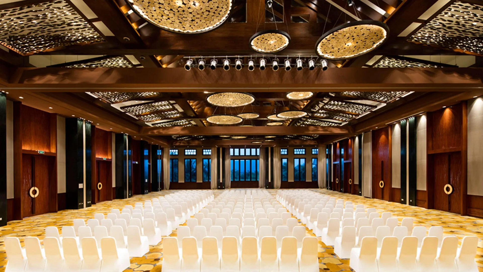 Hilton Sanya Yalong Bay Resort & Spa